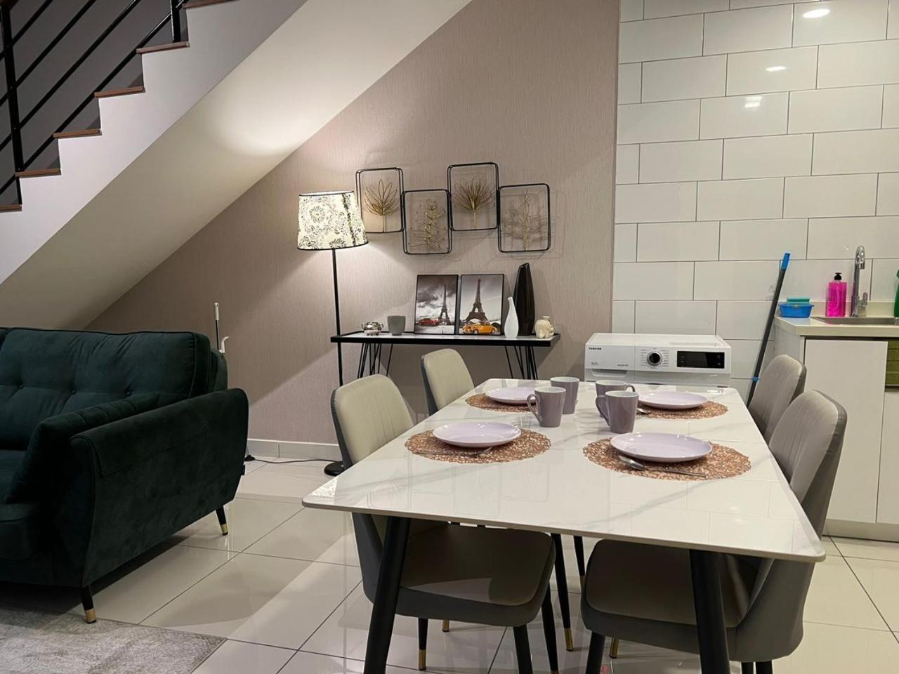 Apartment Arte Mont Kiara By Luxe *